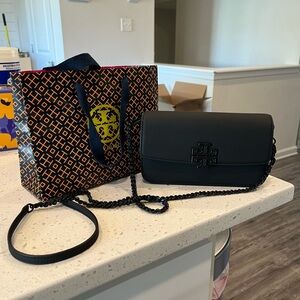 NWT Tory Burch Matte Black Crossbody
